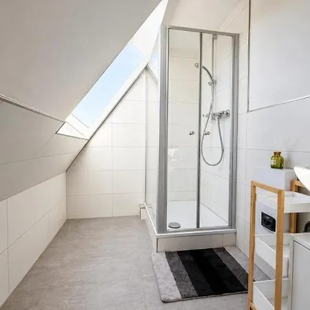 Apartment Komfort-apartment Im Dachgeschoss *